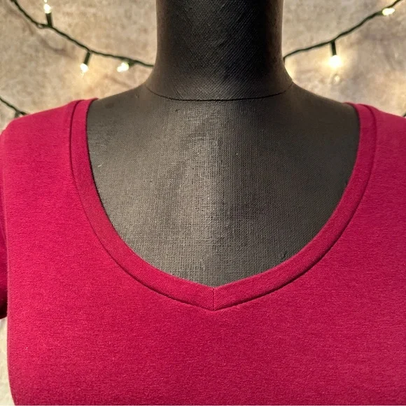 Energie Red Short Sleeve V-Neck Top juniors M - Picture 2 of 6